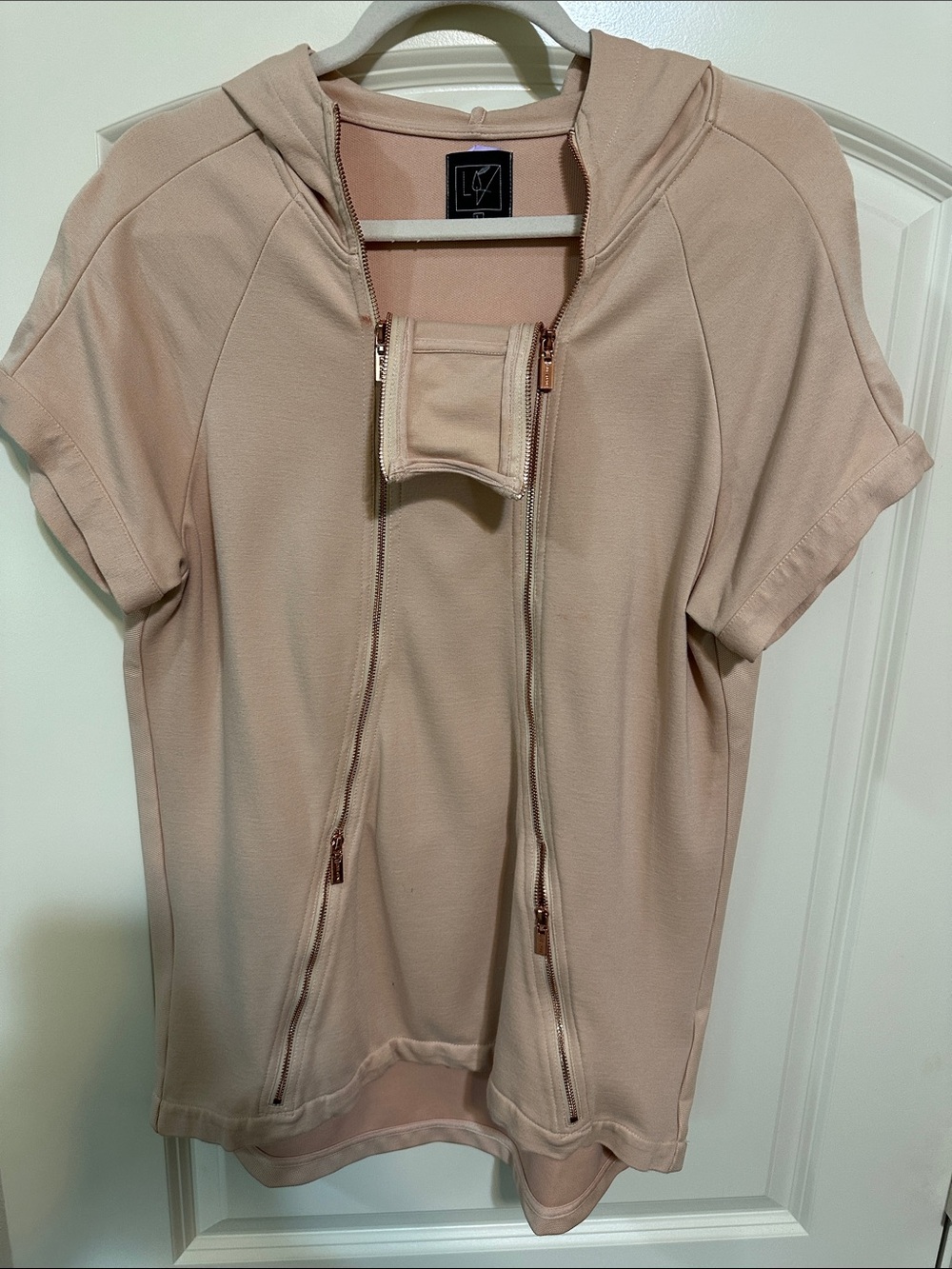 Light Pink Hooded Short-Sleeve Top with Zipper Details
